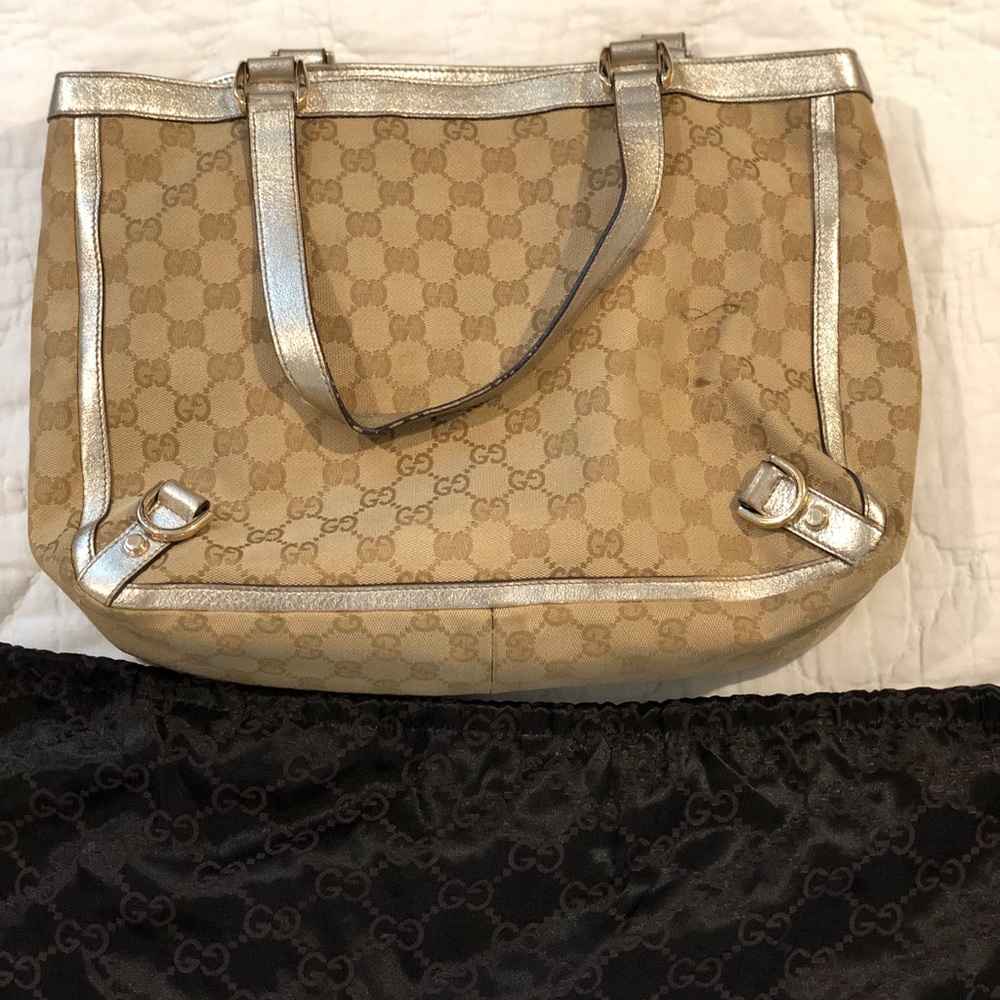 Authentic Gucci Handbag - Tote